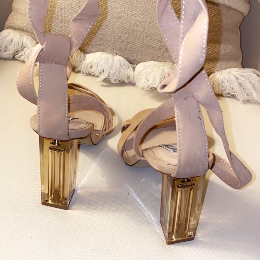 Cape Robbin Heels